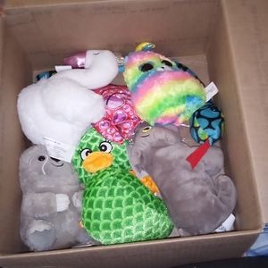 Stuffed animal surprise mystery box 7 items